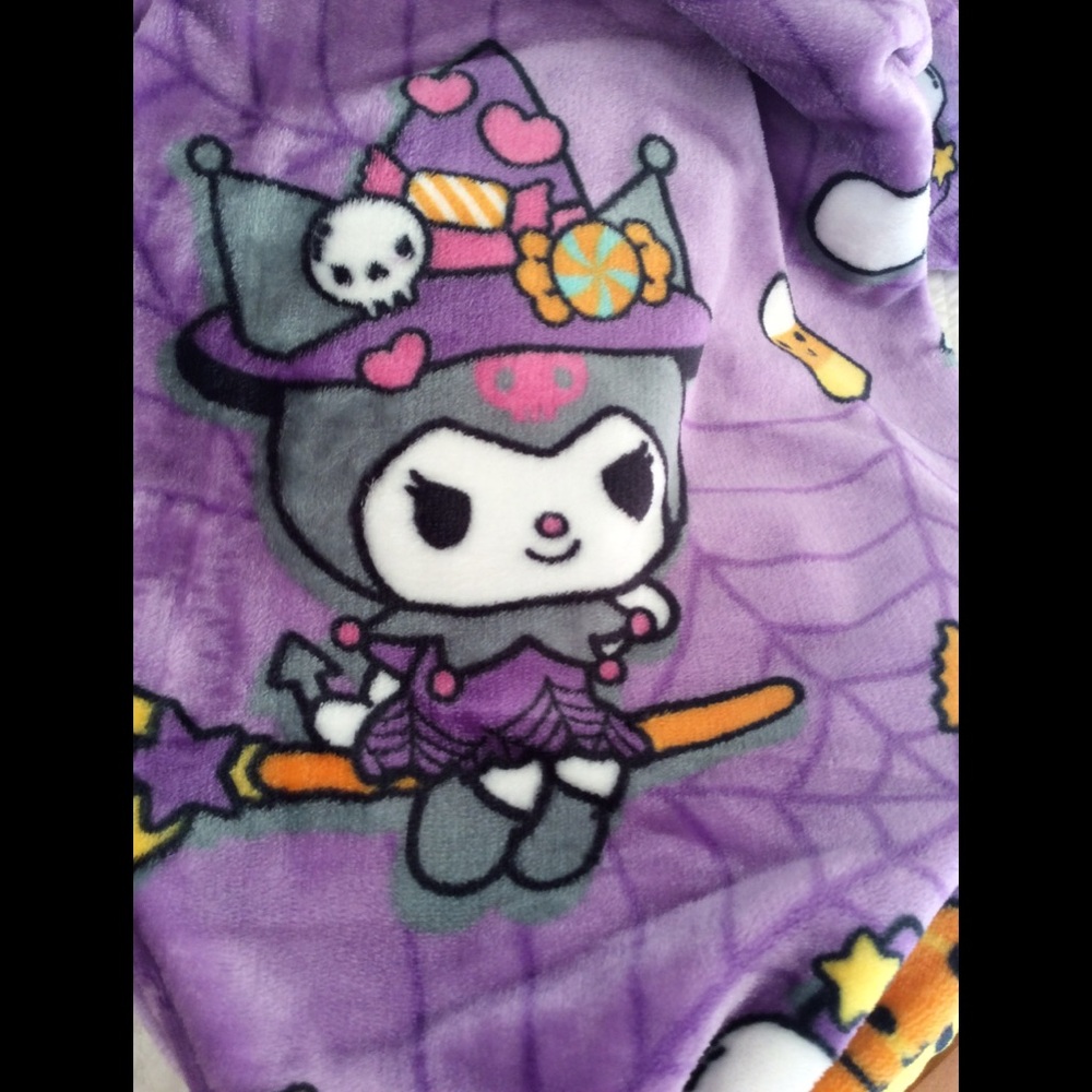 Hello kitty and friends Halloween blanket
